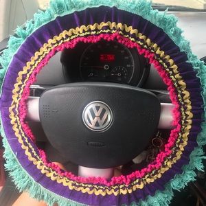 Natural life steering wheel cover